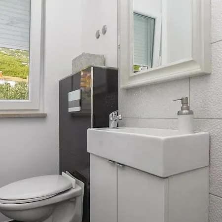 With Fireplace Iv Apartament Jesenice (Split-Dalmatia)
